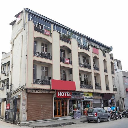 Flagship 10282 Hotel Rishi Džajpur Exteriér fotografie